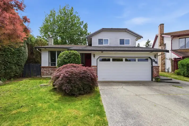 2161 153A STREET - photo 2 of 37