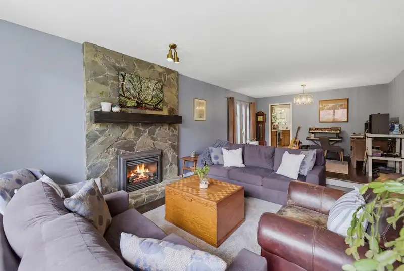 2161 153A STREET - photo 4 of 37