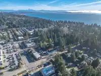 1565 128A STREET - thumbnail 9