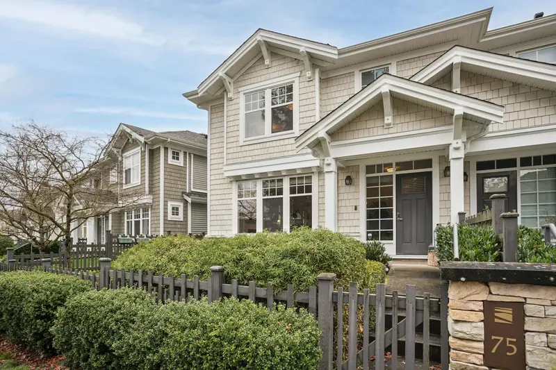 75 10500 DELSOM CRESCENT - photo 1 of 25