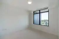 903 1588 JOHNSTON ROAD - thumbnail 17