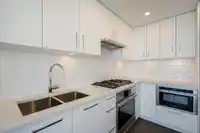 903 1588 JOHNSTON ROAD - thumbnail 4
