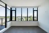903 1588 JOHNSTON ROAD - thumbnail 8