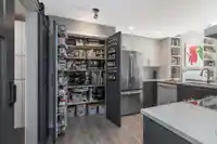 405 15325 17 AVENUE - thumbnail 9