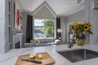 405 15325 17 AVENUE - thumbnail 10