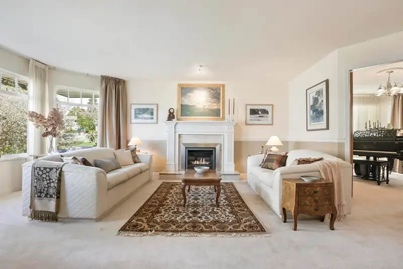 12708 17A AVENUE - photo 4 of 40