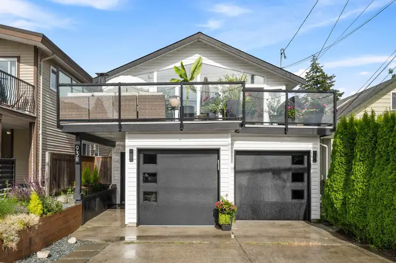 938 STEVENS STREET - photo 1 of 40