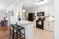 304 1351 VIDAL STREET - thumbnail 1