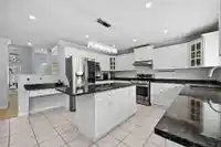 2998 147A STREET - thumbnail 12