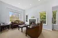 2998 147A STREET - thumbnail 5