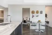 702 1500 MARTIN STREET - thumbnail 11