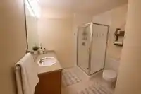 15 2678 KING GEORGE BOULEVARD - thumbnail 13