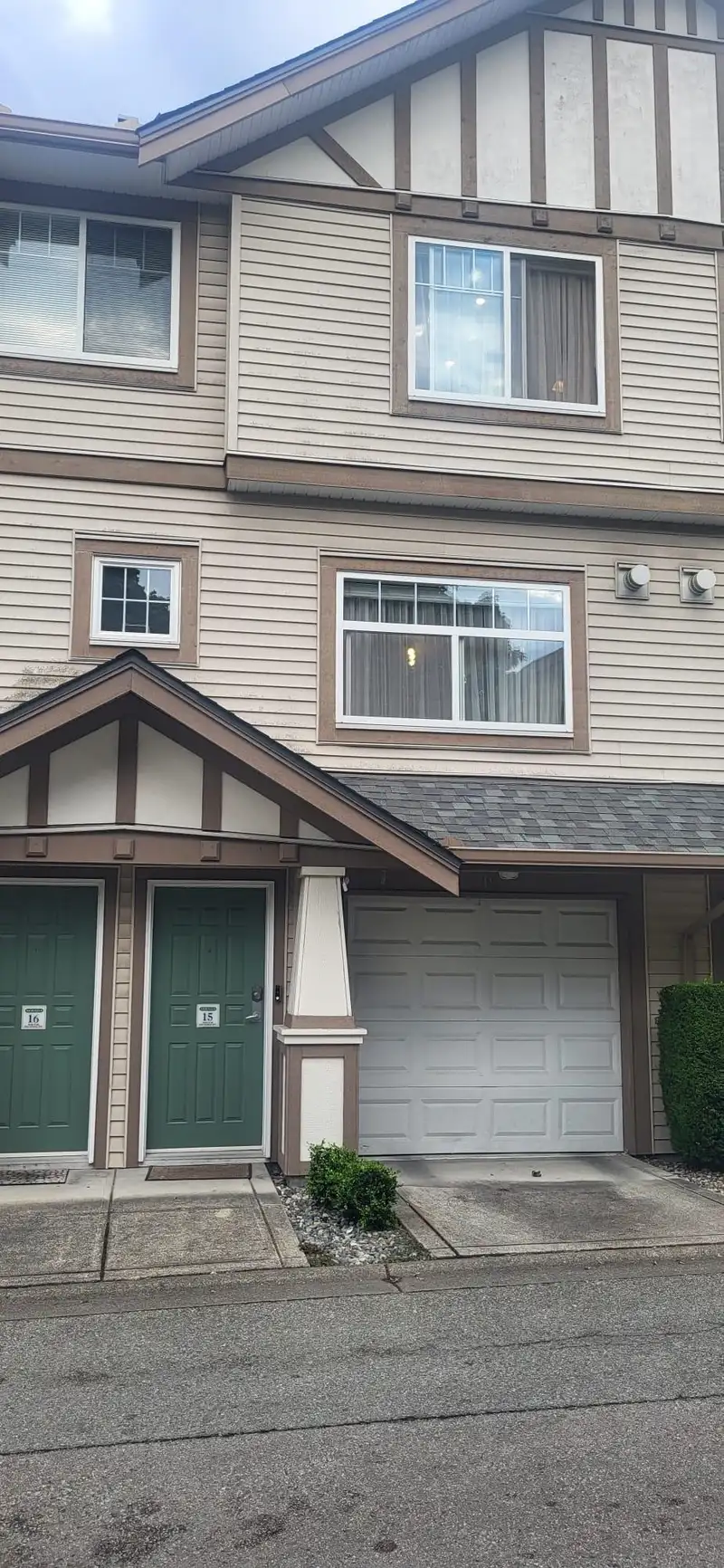 15 2678 KING GEORGE BOULEVARD - photo 4 of 20