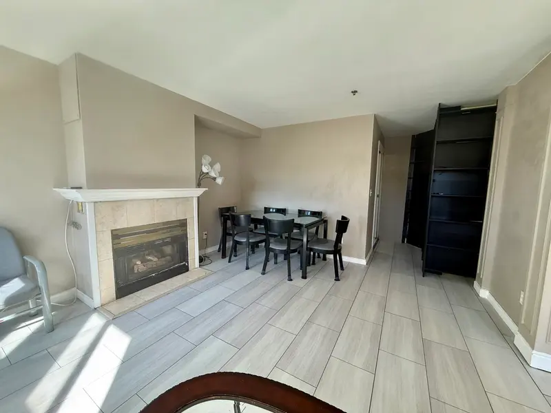 105 7288 NO. 3 ROAD - photo 4 of 22