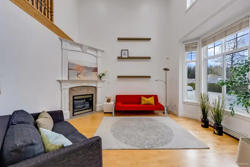 14906 23 AVENUE - photo 3 of 40