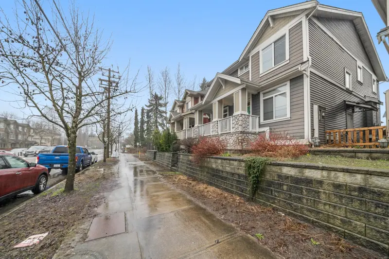 10138 240 STREET - photo 3 of 25