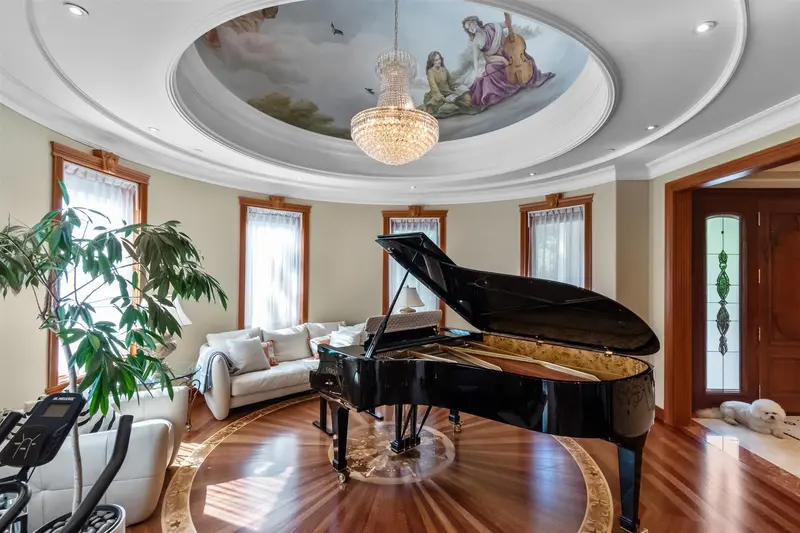 1155 W 54TH AVENUE - photo 3 of 23