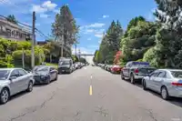 104 1360 MARTIN STREET - thumbnail 4