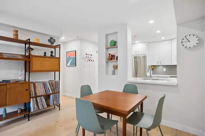 101 1099 E BROADWAY STREET - photo 2 of 20