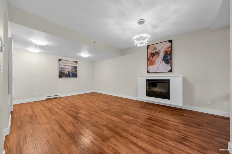 4818 HAZEL STREET - photo 2 of 25