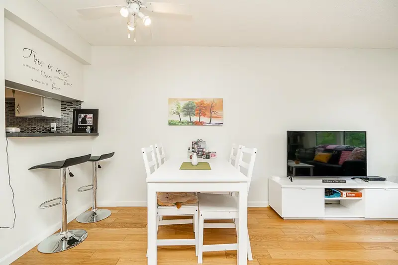 106 5224 204 STREET - photo 4 of 18