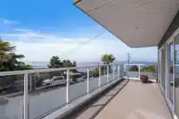 15145 VICTORIA AVENUE - thumbnail 12
