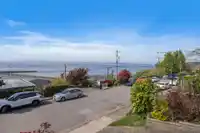 15145 VICTORIA AVENUE - thumbnail 13