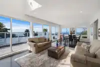 15145 VICTORIA AVENUE - thumbnail 4