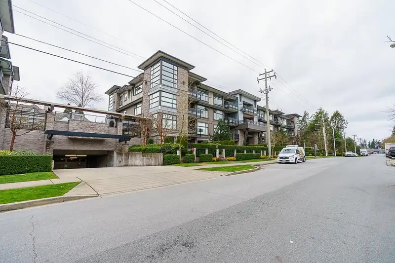 300 15310 17A AVENUE - photo 3 of 31