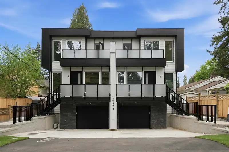 101 12873 MARINE DRIVE - photo 2 of 25