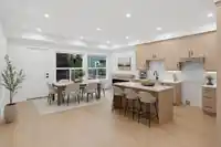 101 12873 MARINE DRIVE - thumbnail 8