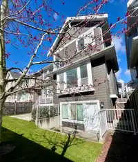 16756 17B AVENUE - thumbnail 4
