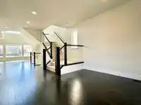 16756 17B AVENUE - thumbnail 9