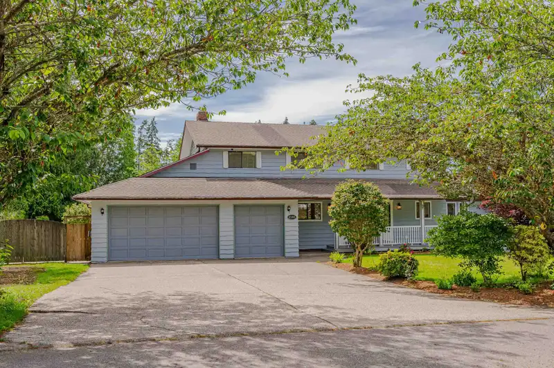 2181 129TH STREET - photo 1 of 36