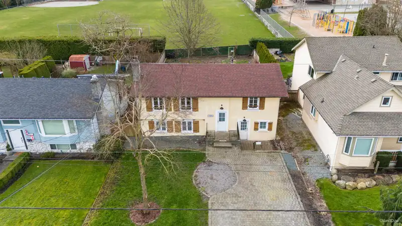 15894 THRIFT AVENUE - photo 1 of 25