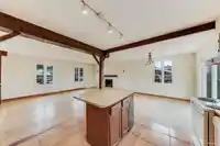 15894 THRIFT AVENUE - thumbnail 11