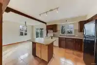 15894 THRIFT AVENUE - thumbnail 17