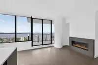 2404 1588 JOHNSTON ROAD - thumbnail 8