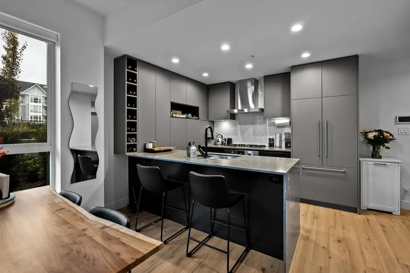 205 55 KLAHANIE DRIVE - photo 2 of 25