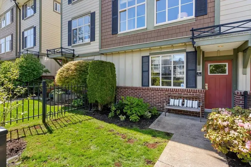 24 2845 156 STREET - photo 2 of 28