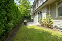 23 15885 26 AVENUE - thumbnail 3