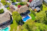 13759 21A AVENUE - thumbnail 4