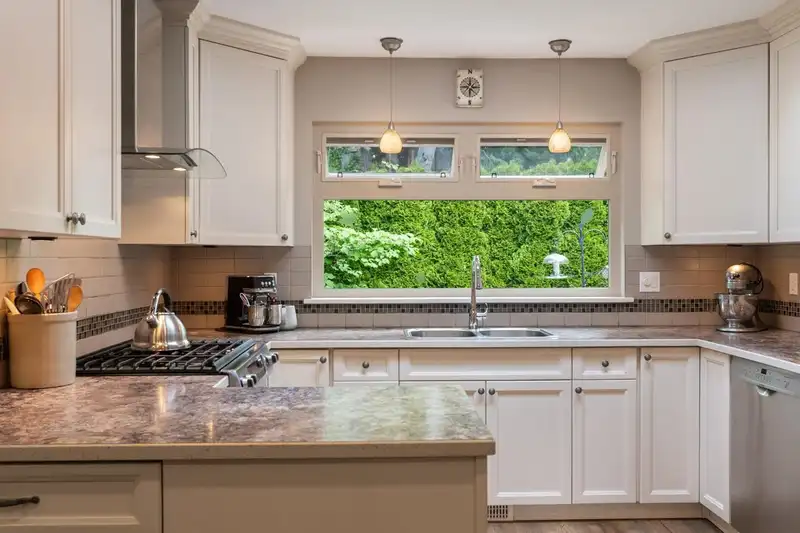 12381 24 AVENUE - photo 1 of 40