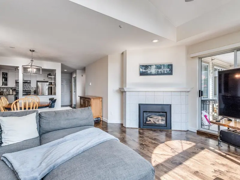 309 19122 122 AVENUE - photo 4 of 23