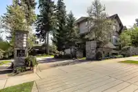 45 2738 158 STREET - thumbnail 1