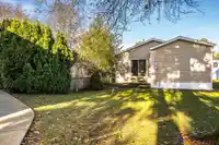 173 1840 160 STREET - thumbnail 26
