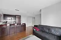 707 1473 JOHNSTON ROAD - thumbnail 10