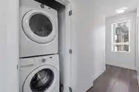 212 2960 151 STREET - thumbnail 9