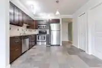 402 2511 KING GEORGE BOULEVARD - thumbnail 10
