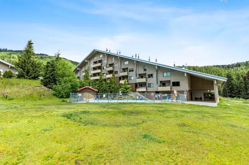 306B 21000 ENZIAN WAY - photo 1 of 24